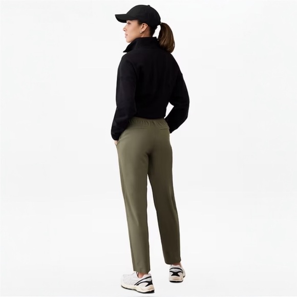 Athleta Brooklyn Mid Rise Ankle Pant NWOT 6 in color Moss - Picture 4 of 10